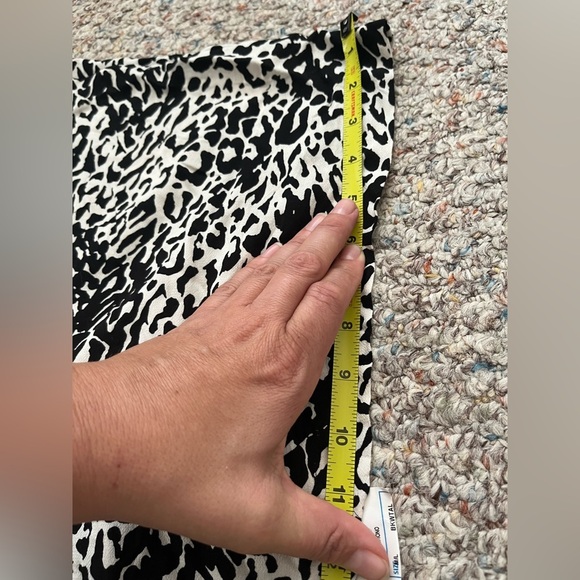 Scoop Black and White Animal Print One Size Lightweight Kimono, Women’s Sz M/L - Picture 13 of 16